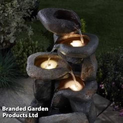 Tumbling Rock Water Feature -Dobies z WEBG3873