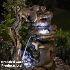 XL Otter Family Water Feature -Dobies z WEBG39561